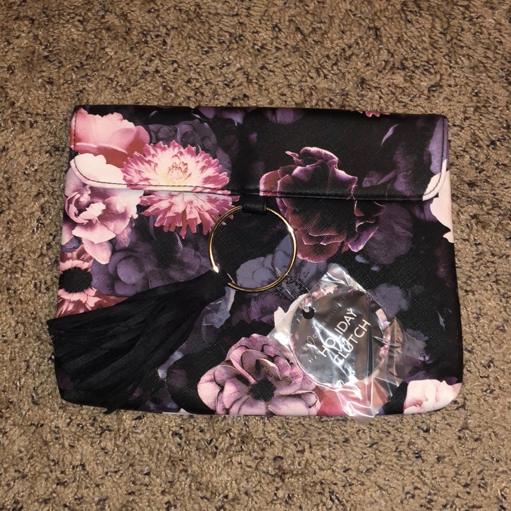 Summer clutch